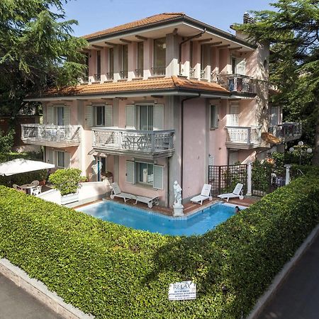 Residenza Villa Lidia Riccione Exterior foto
