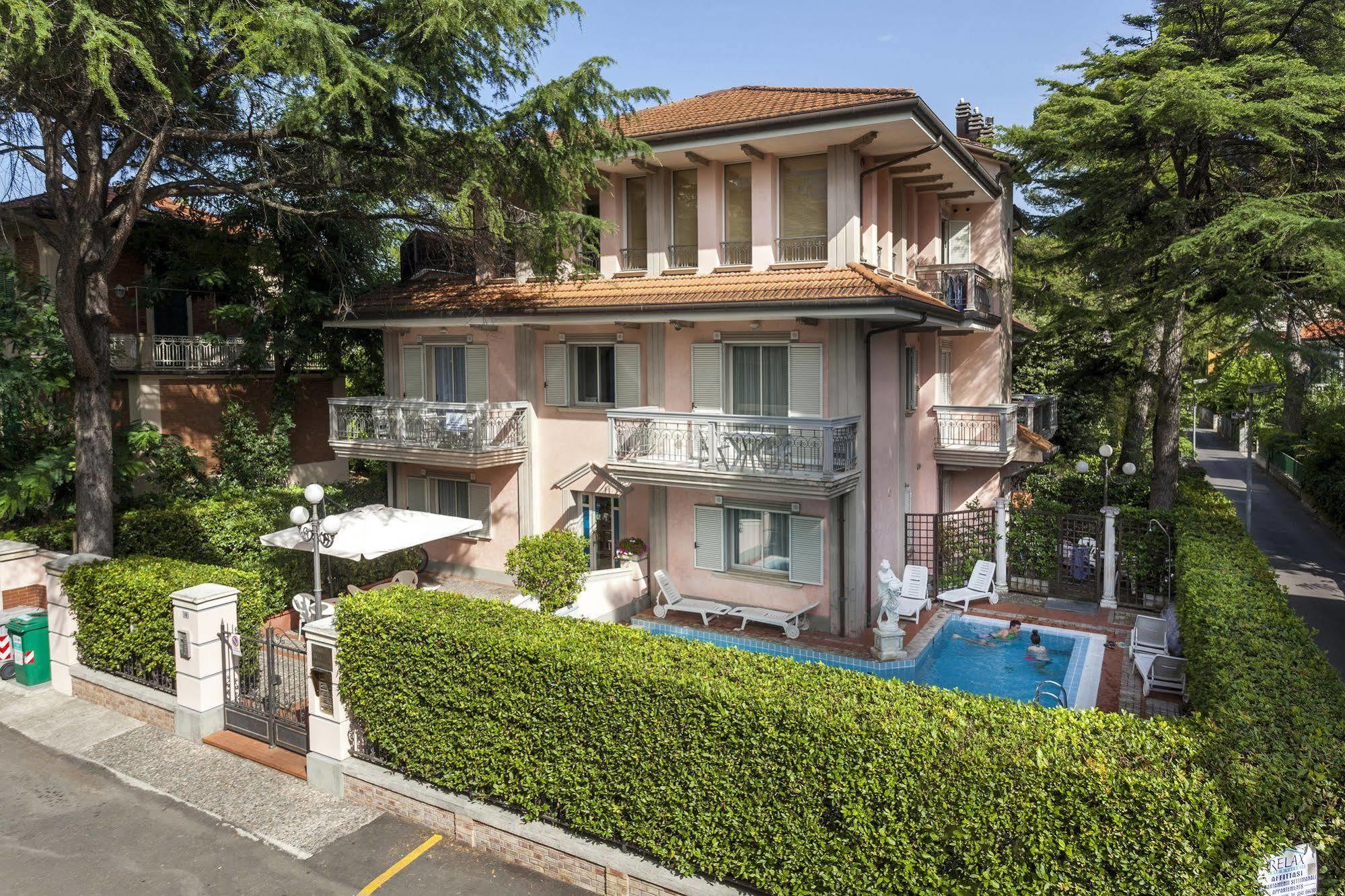 Residenza Villa Lidia Riccione Exterior foto
