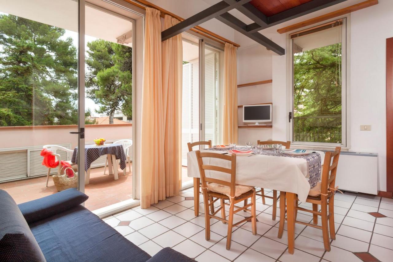 Residenza Villa Lidia Riccione Exterior foto